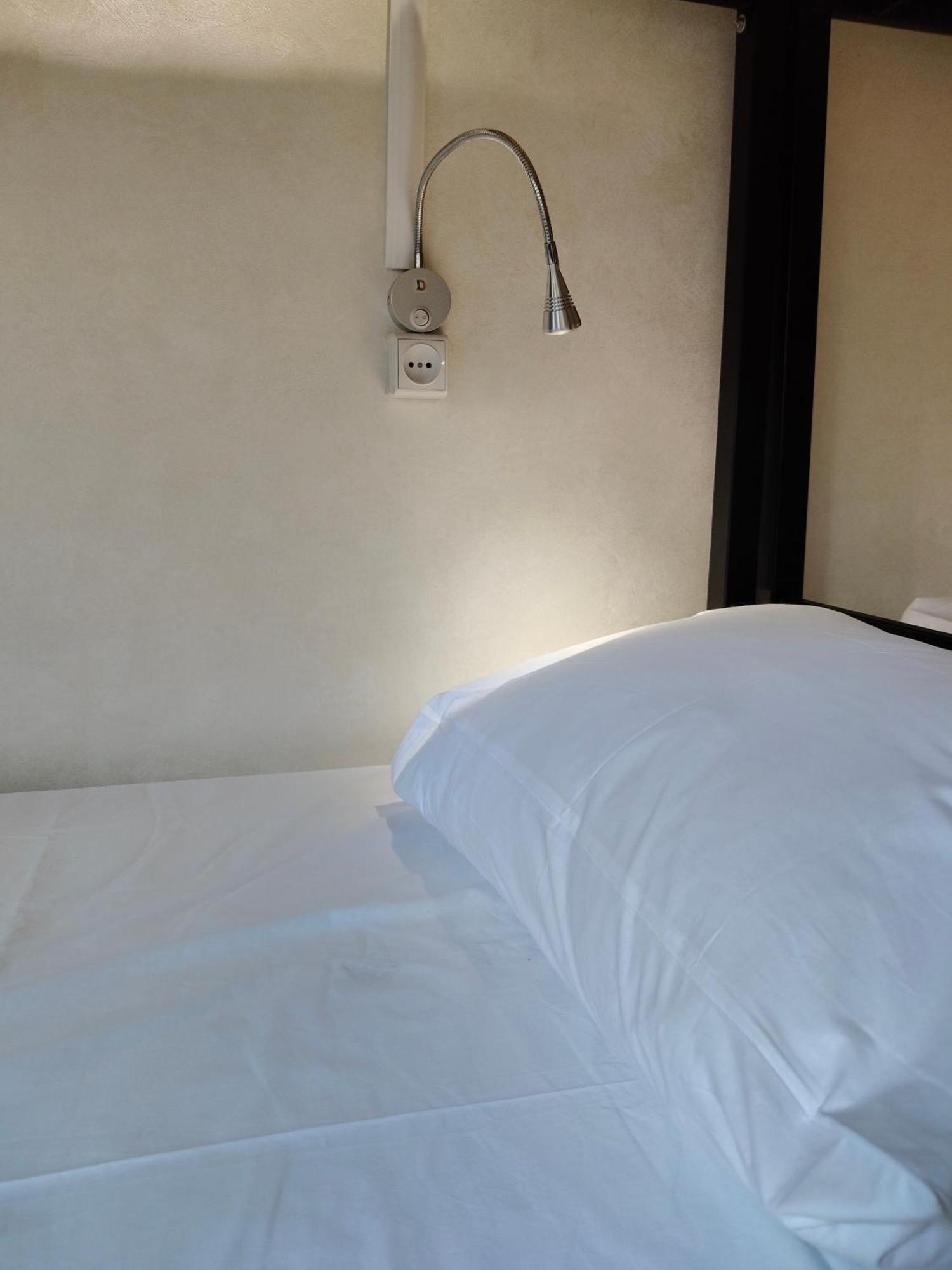 Ambience Hostel & Apartments Тбилиси Экстерьер фото
