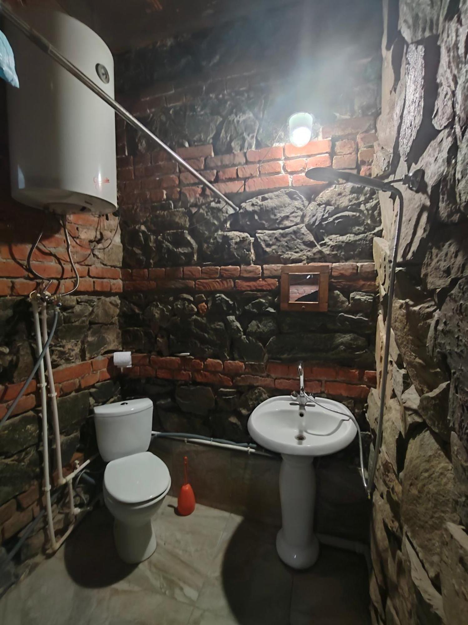 Ambience Hostel & Apartments Тбилиси Экстерьер фото