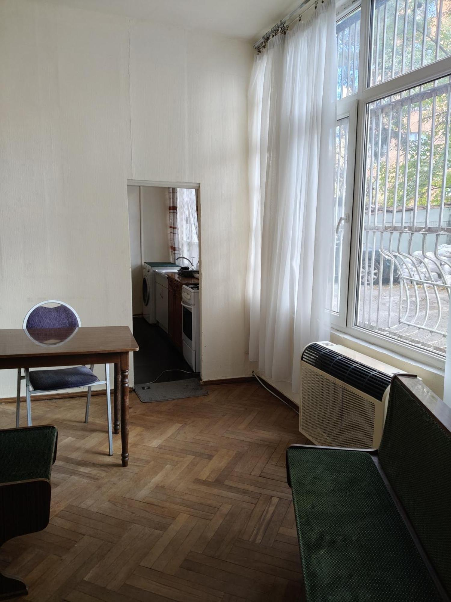 Ambience Hostel & Apartments Тбилиси Экстерьер фото