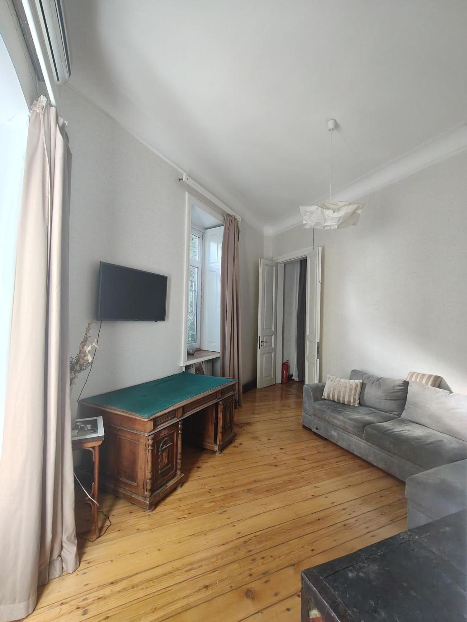Ambience Hostel & Apartments Тбилиси Экстерьер фото